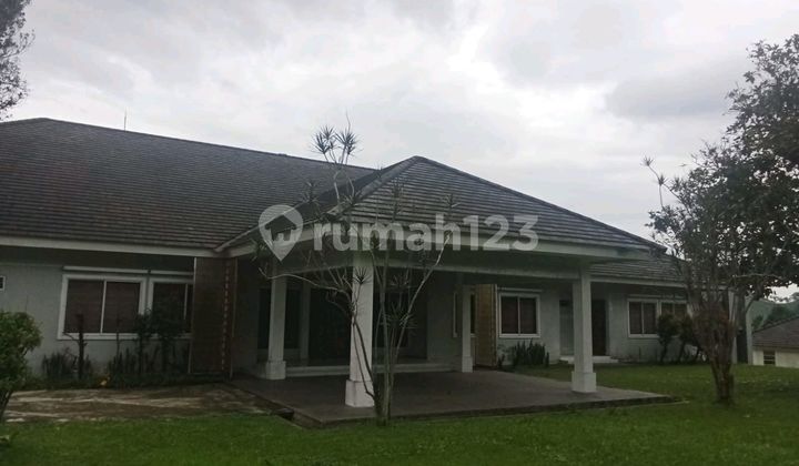 Dijual Vila Dengan Luas Tanah 1.2 Ha Di Cipanas. 