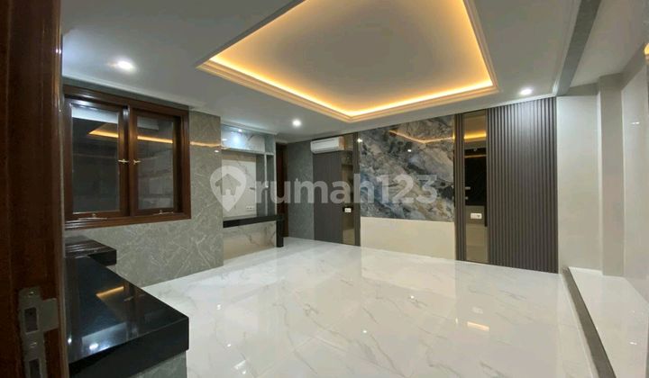 Rumah Full Renovasi, Siap Huni Selangkah ke Pim Rumah Full Renovasi, Siap Huni Selangkah ke Pim