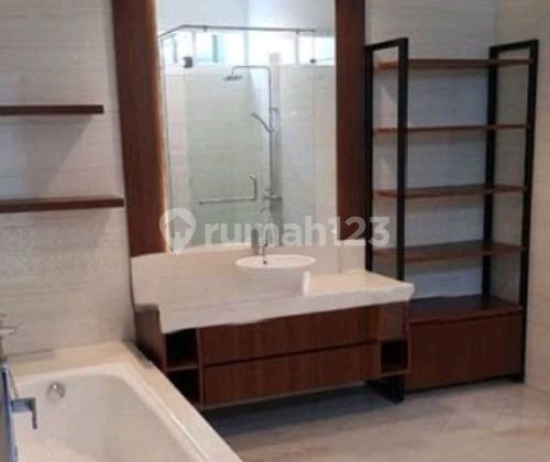 For Rent Quiet 2-Story House in Dimenteng. 2