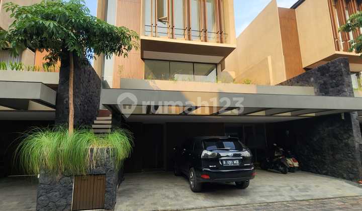 Rumah Townhouse di Kemang Cocok untuk Keluarga Dan Akses Mudah 2