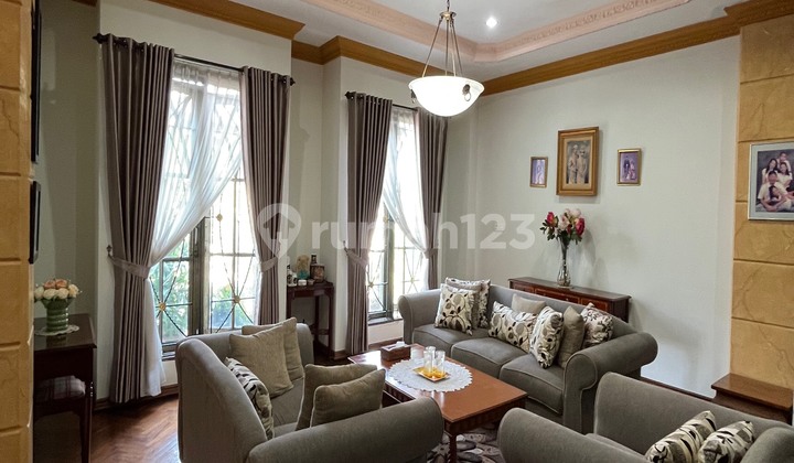 Dijual CEPAT RUMAH TERAWAT Pondok Indah 3 Lantai SHM - Sertifikat Hak Milik Rumah Bagus 2