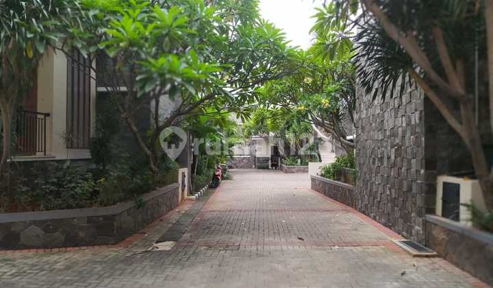 Luxury House in Kemang, 4BR, Pool and Garden Within Compound 2