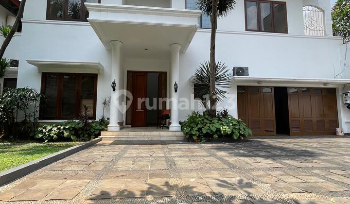 Rumah Impian Prime Kemang Desain Modern, Taman Depan Belakang