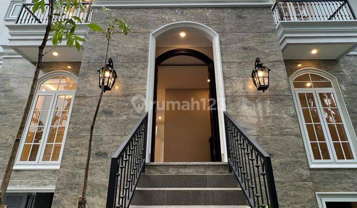 Rumah Baru Mewah 3 Lantai Kebayoran Baru Senopati, Pool Dan Lift 1