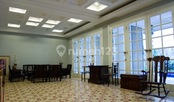 Private Swimming Pool House in Permata Hijau - Suitable for Office Private Swimming Pool House in Permata Hijau - Suitable for Office