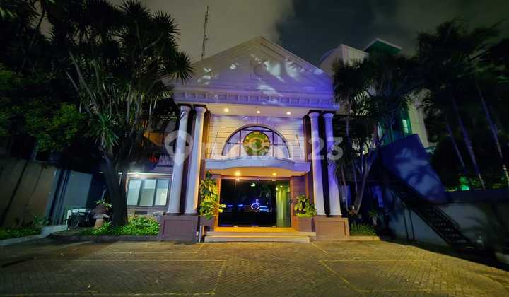 Gedung Kece Menteng Siap Pakai untuk Bisnis Area Super Strategis Gedung Kece Menteng Siap Pakai untuk Bisnis Area Super Strategis