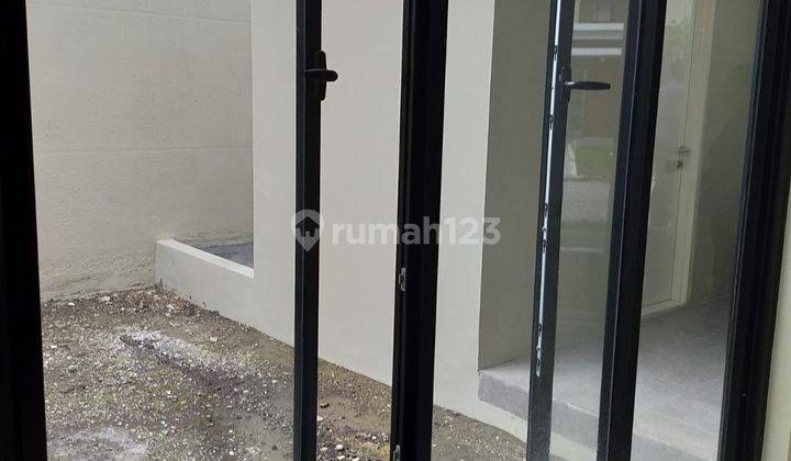 Disewakan Rumah Minimalis Modern Northwest Lake Citraland 2