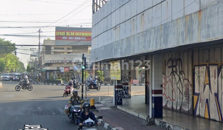 Gold Investment Jogja! Property Hook 2 Main Road Frontage - Near Tugu. Area 833 sqm, 1200 sqm, Rp.30 billion. 2