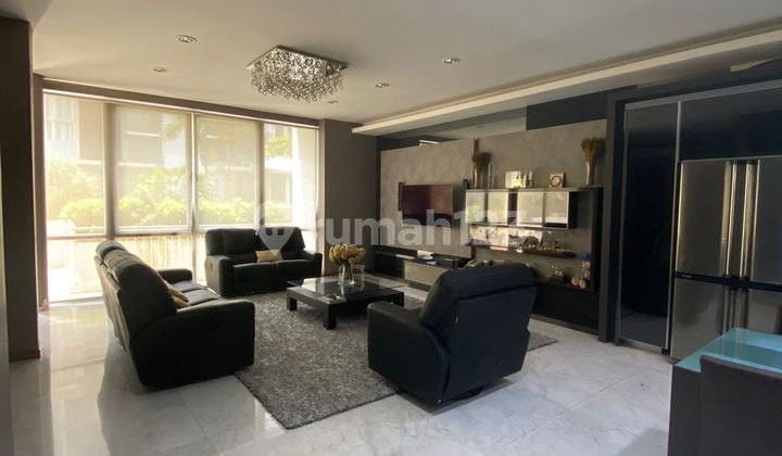 Dijual Townhouse Mewah Springhill Kemayoran Full Furnished Metric