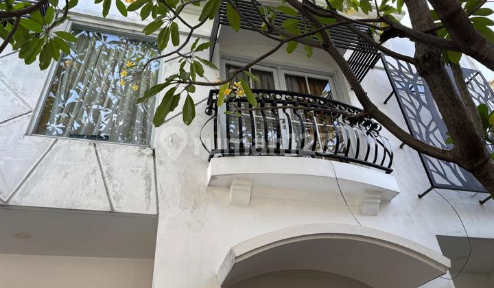 Dijual Rumah 2 Lantai di Gading Residence 2