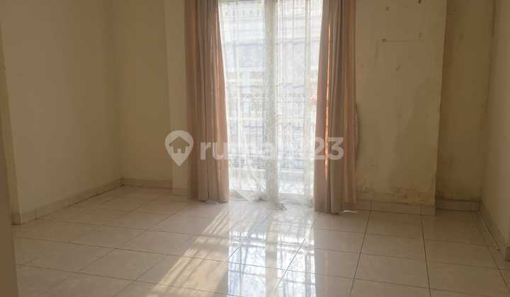 For Rent: Gading Resort Residences Apartment 103M² Semi-Furnished (Kitchen Set & AC) with View of Moi & Pool - 3+1 Bedrooms, 2+1 Bathrooms 2