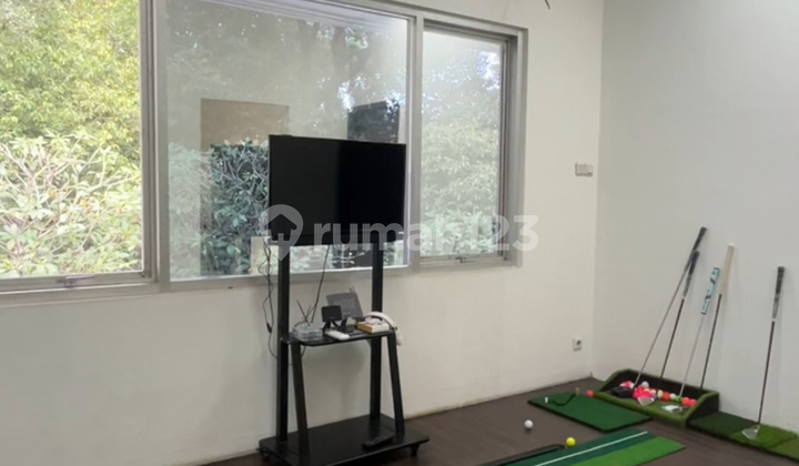 Rumah Hook Posisi Strategis Dekat Senayan City Kebayoran Baru Cocok Untuk Kantor Atau Rumah 2