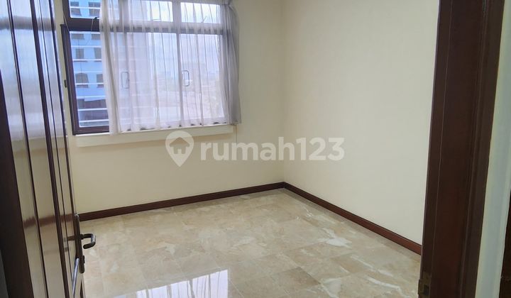 Emerald Apartment Strategic Location 170sqm 3 Bedroom 2