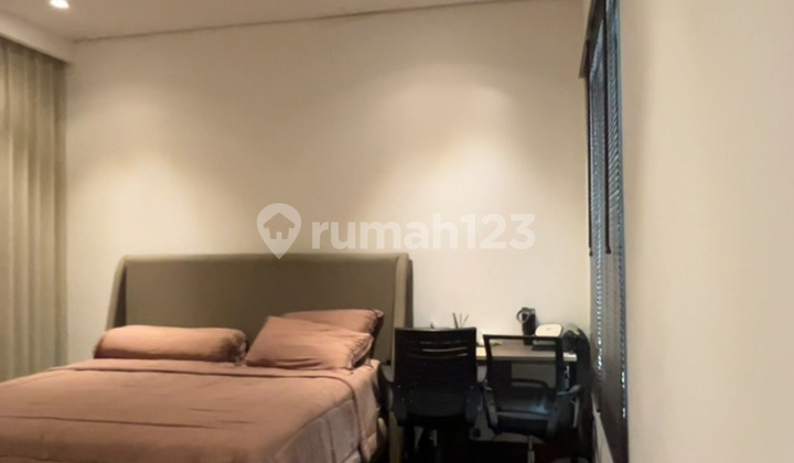 Rumah Hook Posisi Strategis Dekat Senayan City Kebayoran Baru Cocok Untuk Kantor Atau Rumah