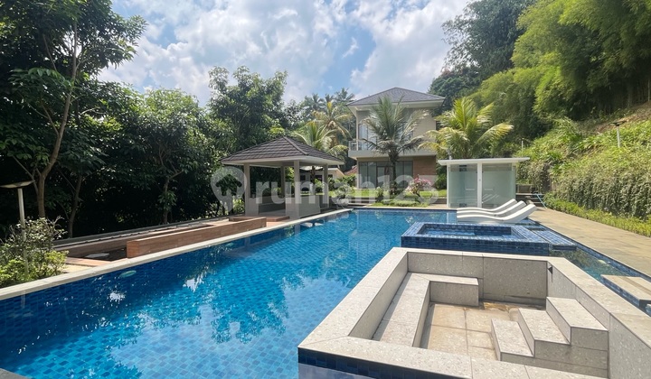 Hot Invest! Modern Architecture Villa Near Safari Park and Royal Safari Garden in Puncak Cisarua Ready to Occupy, Ready to Build on a Super Large Land Hot Invest! Modern Architecture Villa Near Safari Park and Royal Safari Garden in Puncak Cisarua Ready to Occupy, Ready to Build on a Super Large Land