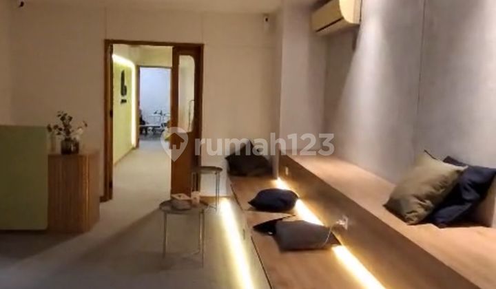 Strategic Lot With Office + Cafe near MRT Strategic Lot With Office + Cafe near MRT