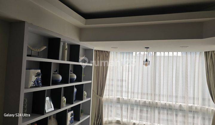 "Kondominium Taman Anggrek Full Furnished, Luas 146 m², 3+1 Kamar Tidur, Siap Huni! Rp 3.3 M"

 1