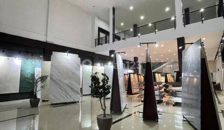 Dijual Gedung 3 Lantai di BSD, Parkir Luas, Lokasi Premium 2000 m2 Bagus SIAP PAKAI 2