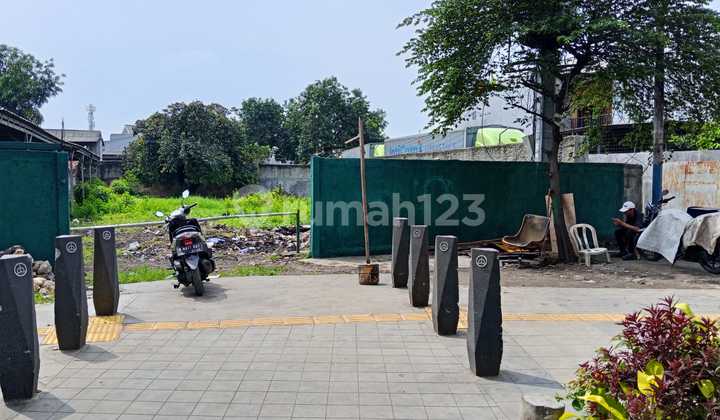 Dijual Tanah SHM 818 M² Cakung Barat Jakarta Timur - Seberang Pintu Tol Cakung Barat (Jl Raya Bekasi Km 23)