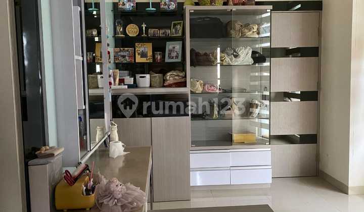 For Rent Gading Residence House, Land Area 230M², Fully Furnished, Kelapa Gading, 3+1 Bedrooms. 2