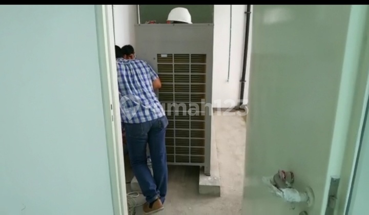 For Sale Office in Lippo Thamrin