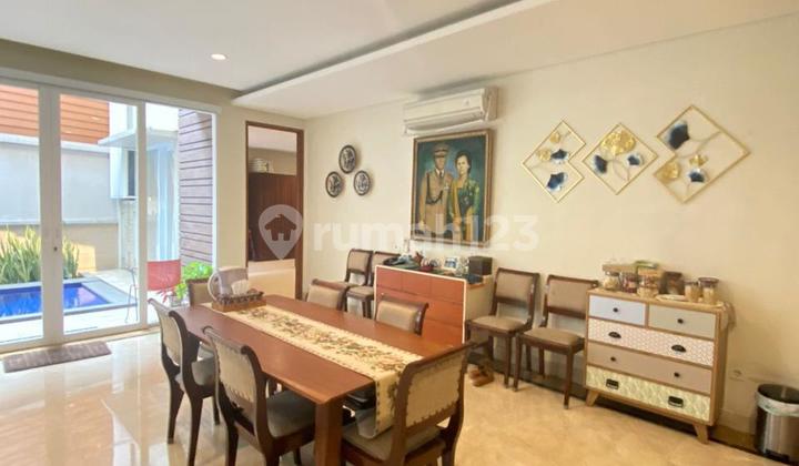 For Rent Luxury House in Pondok Indah, 2.5 Floors, 5 Bedrooms 1