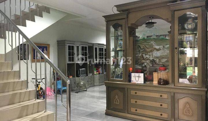 Dijual Rumah Di Intercon Kebon Jeruk, 2 Lantai 1