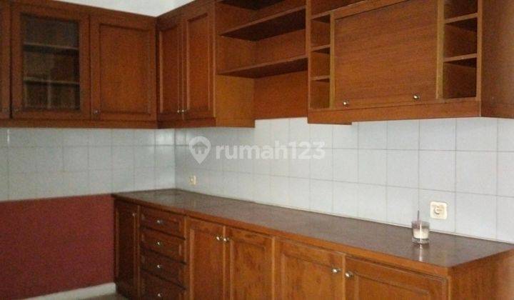 Dijual Rumah di Jalan Salemba, Jakpus
 1