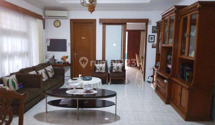 Dijual Rumah di Cempaka Putih Timur
 1