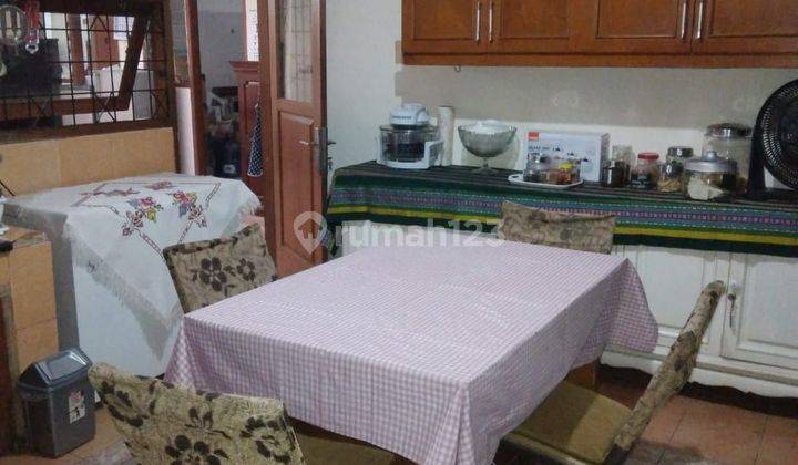 Dijual Rumah di Cempaka Putih Timur
 2