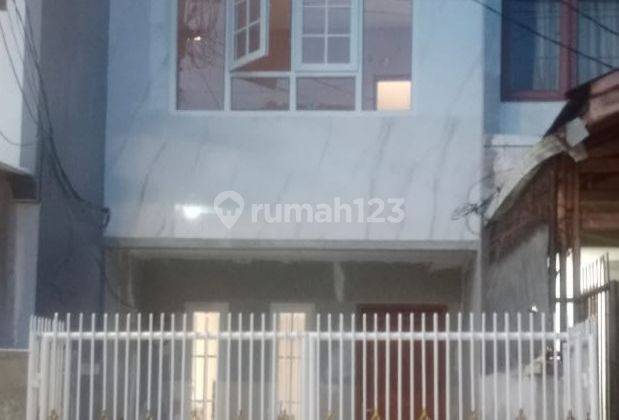 Dijual Rumah di Taman Palem Lestari, Cengkareng Jakarta Barat
 1