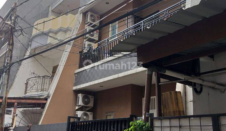 Dijual Rumah Kost Grogol, 20 Kamar, 4 Lantai, Belakang Untar, Jakarta Barat 2