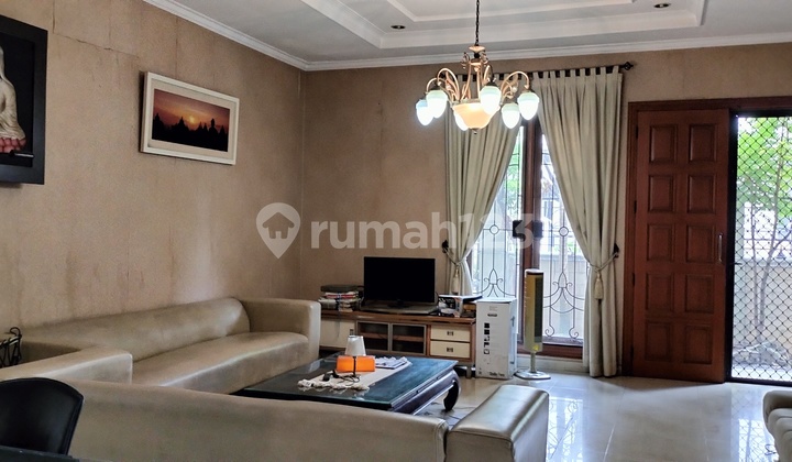 Dijual Rumah Di Taman Surya 3lantai, Cengkareng, Jakarta Barat
