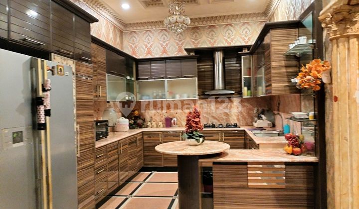 Dijual Rumah Di 5 Lantai Di Florence, Pantai Indah Kapuk  2