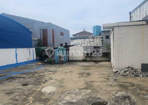 For Rent: 2-Story Shophouse at Lodan Center 2