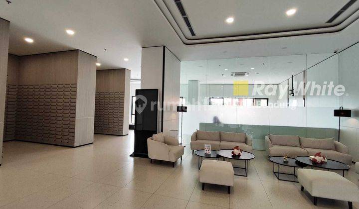 Harga Spesial ! LOUVIN Premium Student Apartement Type Studio Kondisi Baru Dengan View Gunung  2