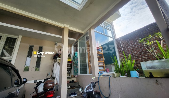 Rumah 2 lantai dekat Cicaheum view kota Bandung