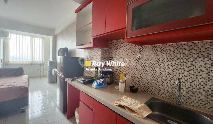 MURAH sudah SHM. Unit tipe Studio di Apartmen Emerald Soekarno Hatta 2