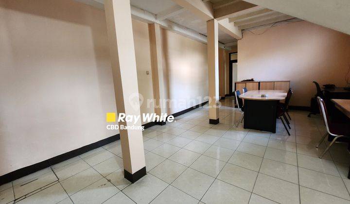 Murah. Gedung 2 Lantai Ex Kantor di Kawasan Bisnis Jl. Soekarno Hatta Bandung 2