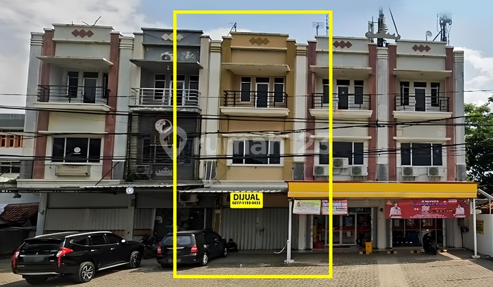 Jual Sewa Ruko 3 Lantai Pinggir Jalan Wolter Mongonsidi