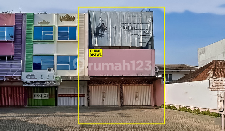 Jual Ruko Gandeng 2 Pintu 3 Lantai di Enggal