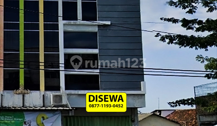 3-Story Komodor Street Roadside Shop House for Rent in Kedamaian 2