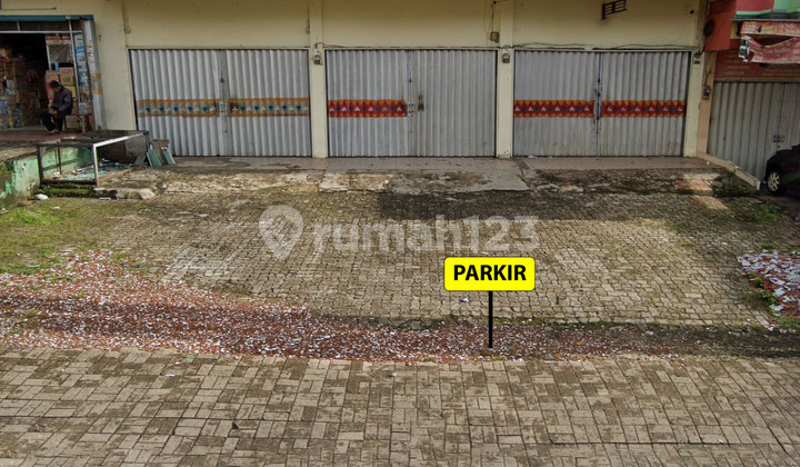For Rent: 2-Story Shop House by Antasari Street 2