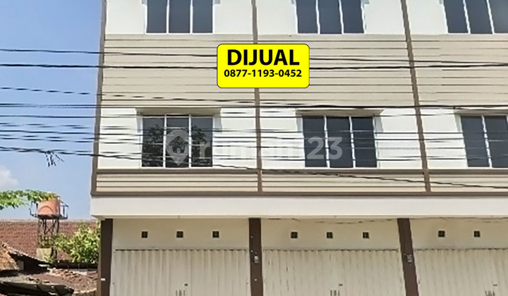 2-Door 3-Story Connected Shop-House by Teuku Umar Roadside 2