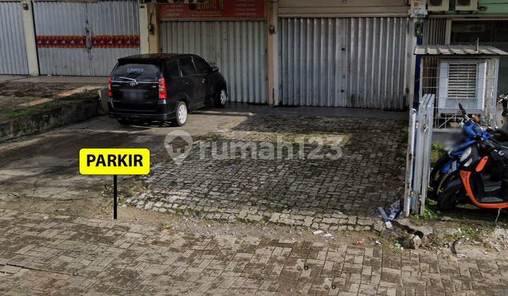 Rent 3-Story Shop House by Antasari Roadside 2