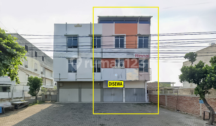 Ruko Gandeng 2 Pintu 3 Lantai Pinggir Jalan Teuku Umar Kedaton