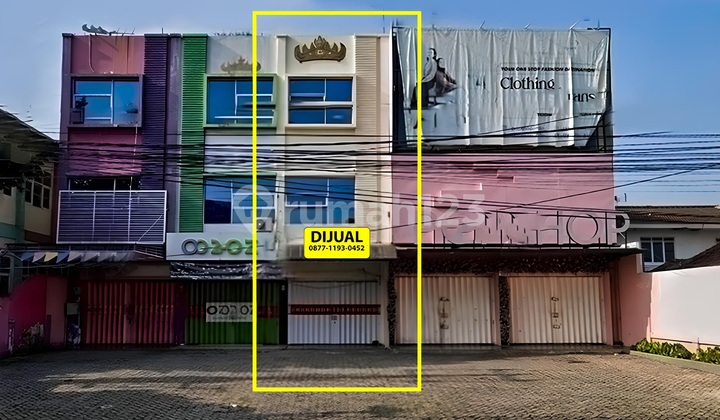 3-Story Shop House For Sale on Main Road in Tanjung Karang