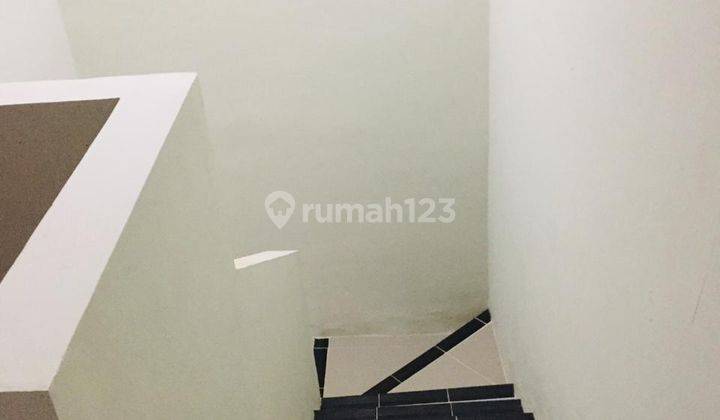 Rumah Murah Modern 2 Lantai SHM Gratis Biaya Biaya Surat Lokasi Strategis 2