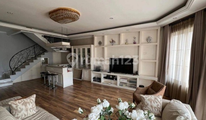FOR SALE ELEGANT PIK HOUSE fully marble and furnished, size 150M2, 3.5 floors in North Jakarta