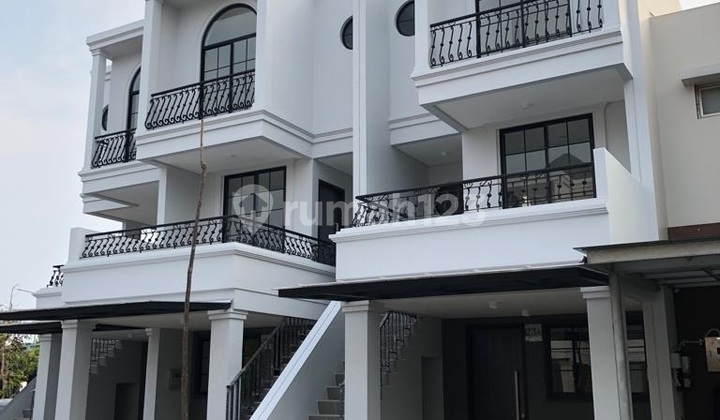 For Sale Concerto Cluster House PIK 2 Floors Size 5x15 m² in North Jakarta